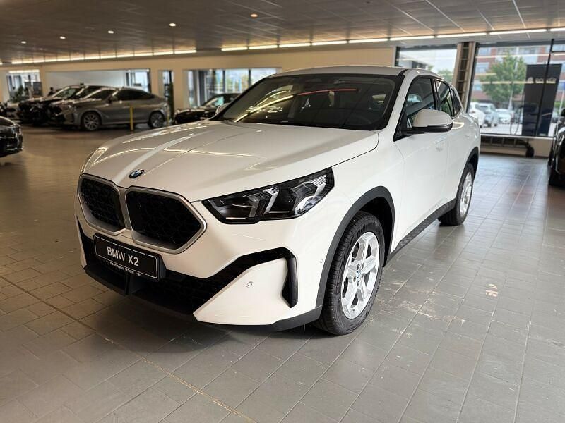 Alpinweiß uni Neu 2025 BMW X2 SUV | 44.529 € (Superpreis) - Bild 1/4