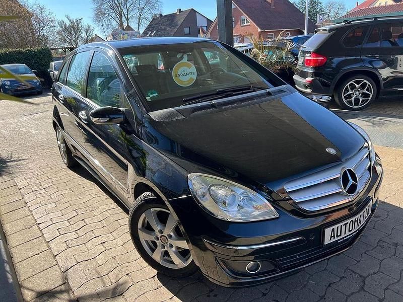 Gebraucht Mercedes B180 109 PS (80 kW) 2007 Kosmosschwarz Van / Kleinbus