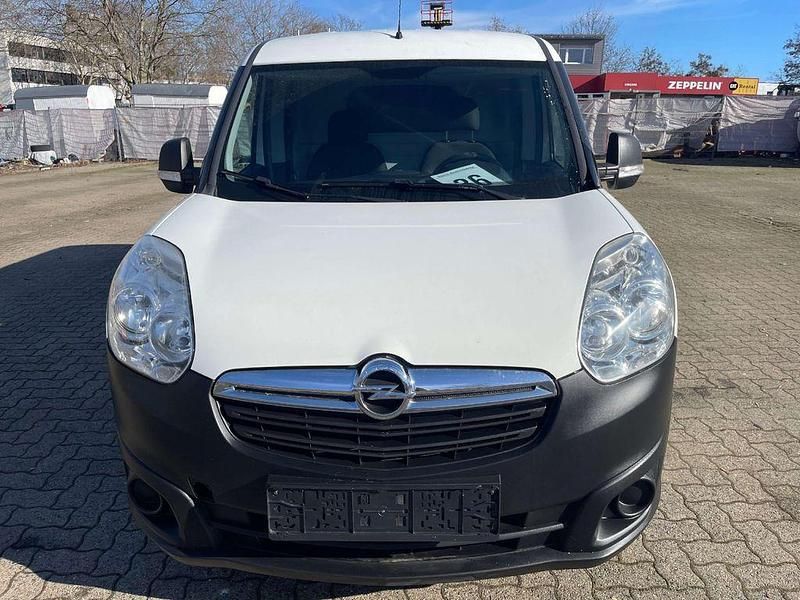 Gebraucht Opel Combo 95 PS (69 kW) 2014 Weiß Van / Kleinbus