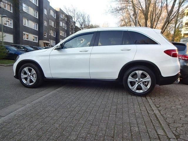 Gebraucht Mercedes GLC350 258 PS (189 kW) 2017 Weiß SUV