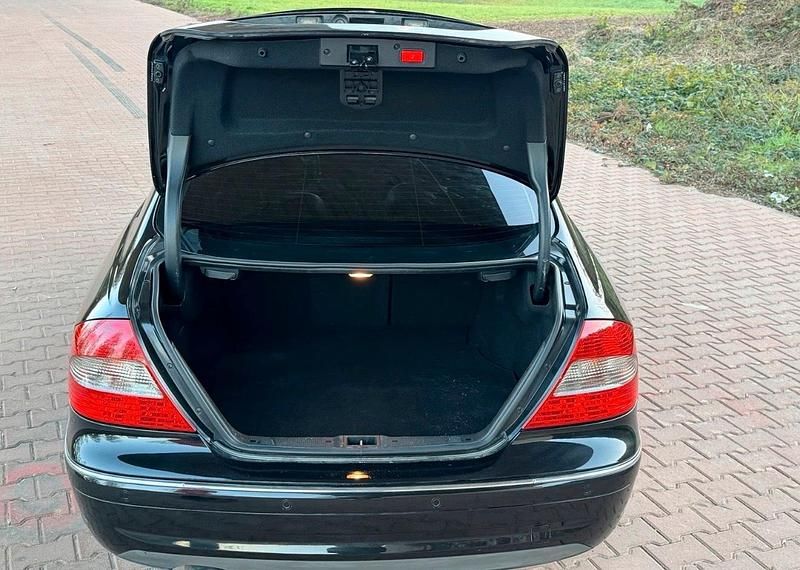 Gebraucht Mercedes CLK320 AMG 224 PS (164 kW) 2008 Schwarz Coupé