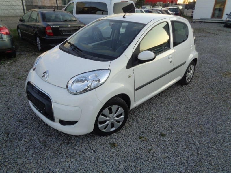 Weiß Gebraucht 2010 Citroën C1 Kleinwagen | 2.500 € (Fairer Preis) - Bild 1/4