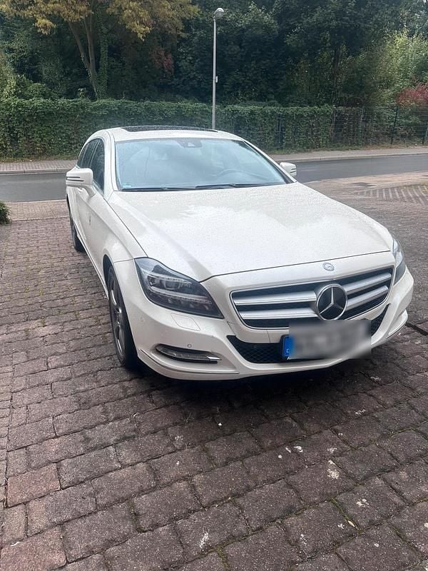 Weiß Gebraucht 2013 Mercedes CLS350 Kombi | 10.200 € (Superpreis) - Bild 1/4
