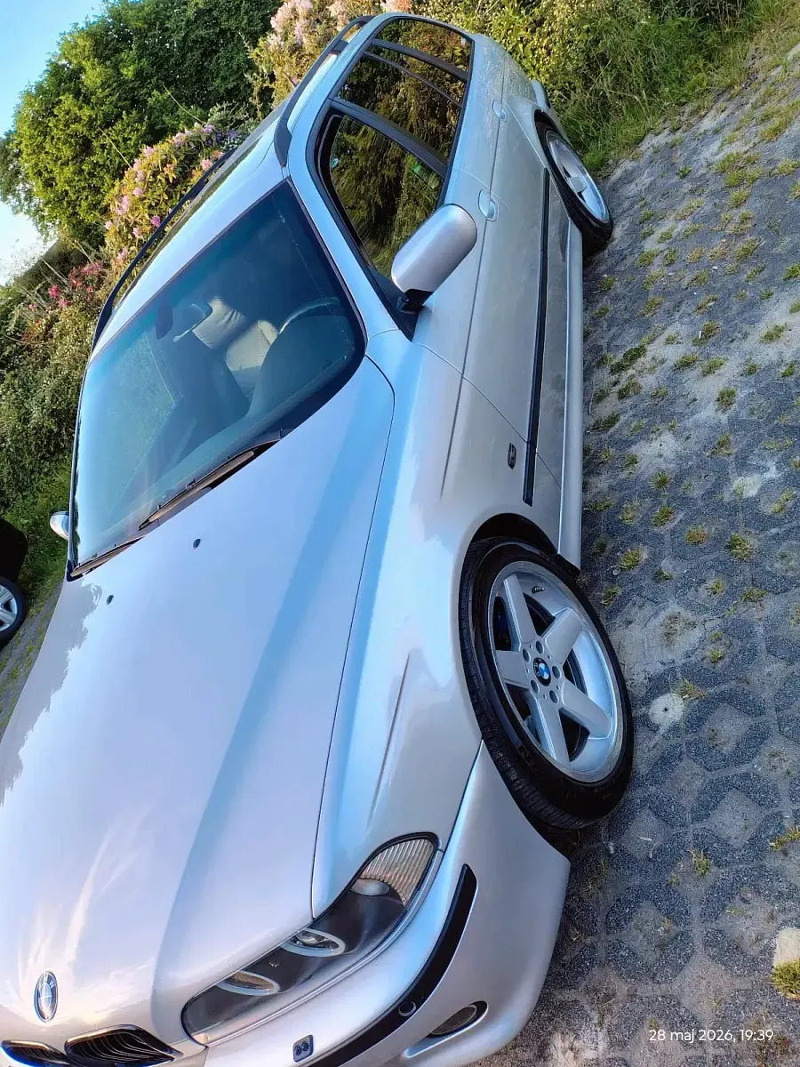 Gebraucht BMW 530 M Sport 193 PS (141 kW) 2003 Silber Kombi