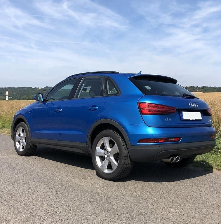 Gebraucht Audi Q3 Design 150 PS (110 kW) 2015 Blau SUV