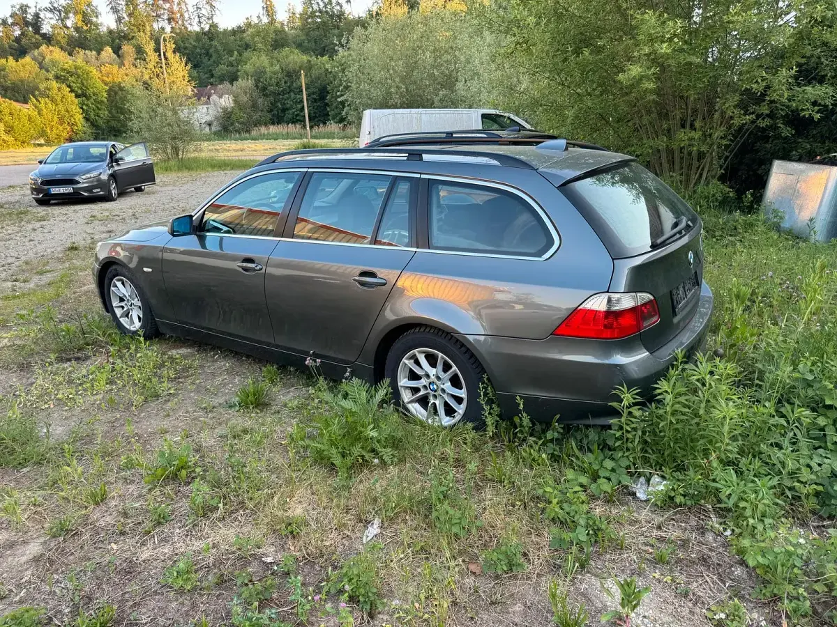 Używany BMW 530 218 KM (160 kW) 2005 Szary Kombi