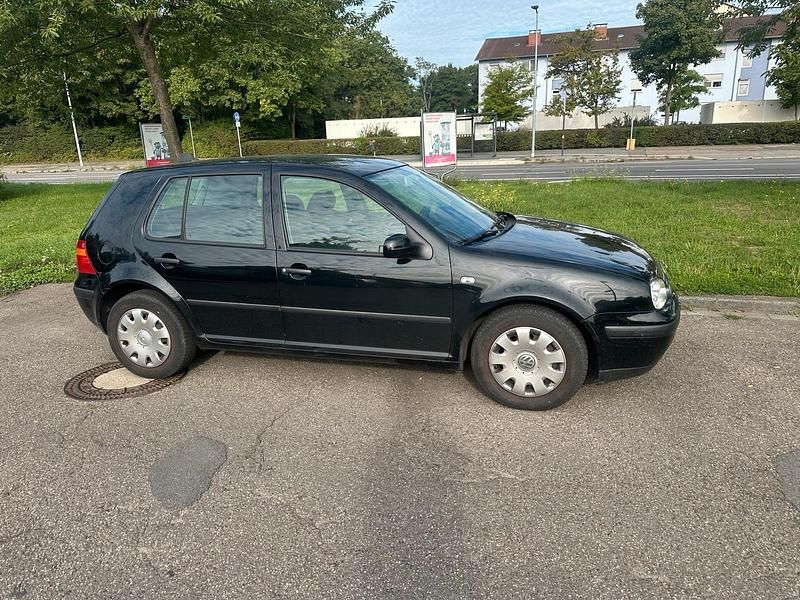 Gebraucht 2000 VW Golf IV Kleinwagen | 1.400 € (Fairer Preis) - Bild 1/4