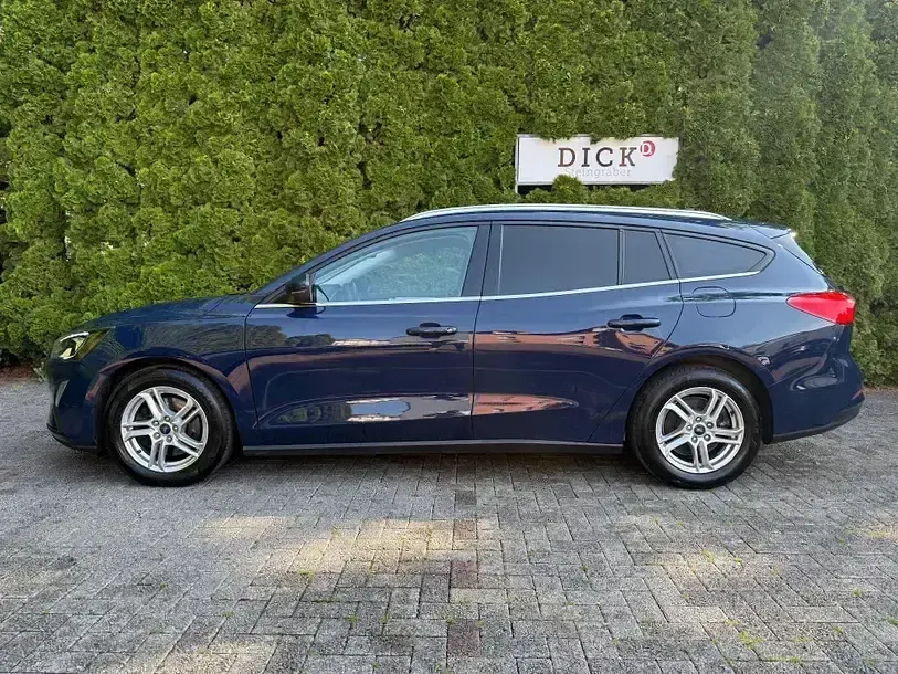 Gebraucht Ford Focus Cool & Connect 150 PS (110 kW) 2021 Blau Limousine