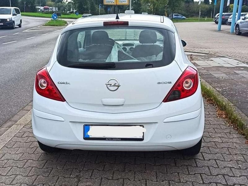 Gebraucht Opel Corsa Active 69 PS (50 kW) 2013 Weiß Kleinwagen