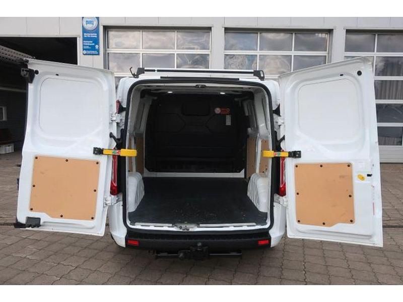 Gebraucht Ford Transit Custom 131 PS (96 kW) 2022 Frostweiß Van