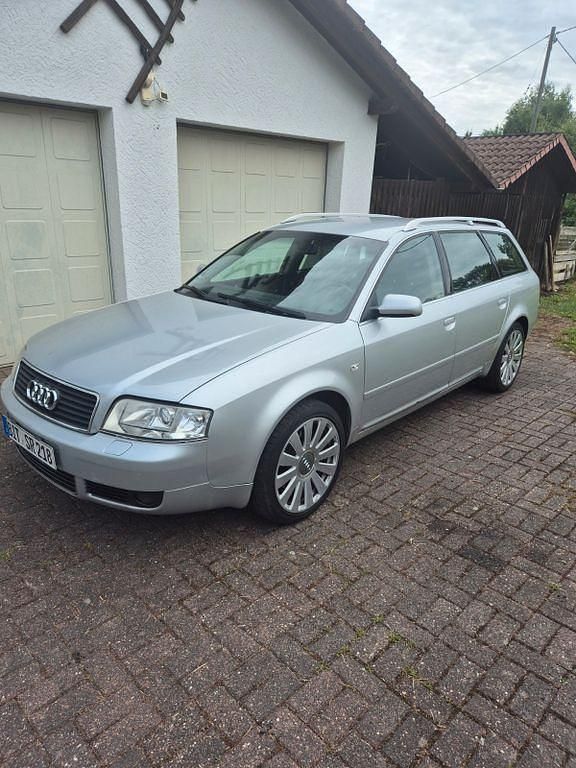 Grau Gebraucht 2004 Audi A6 Kombi | 2.200 € (Guter Preis) - Bild 1/4