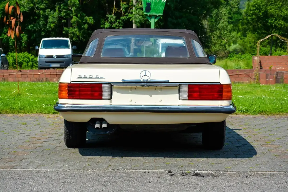 Gebraucht Mercedes SL380 155 PS (114 kW) 1983 Beige Cabrio