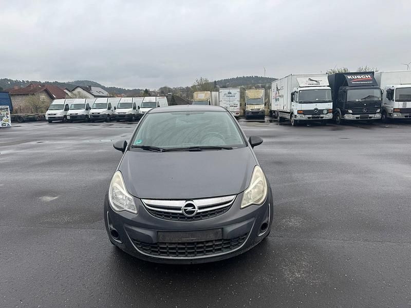 Gebraucht Opel Corsa 101 PS (74 kW) 2011 Kleinwagen