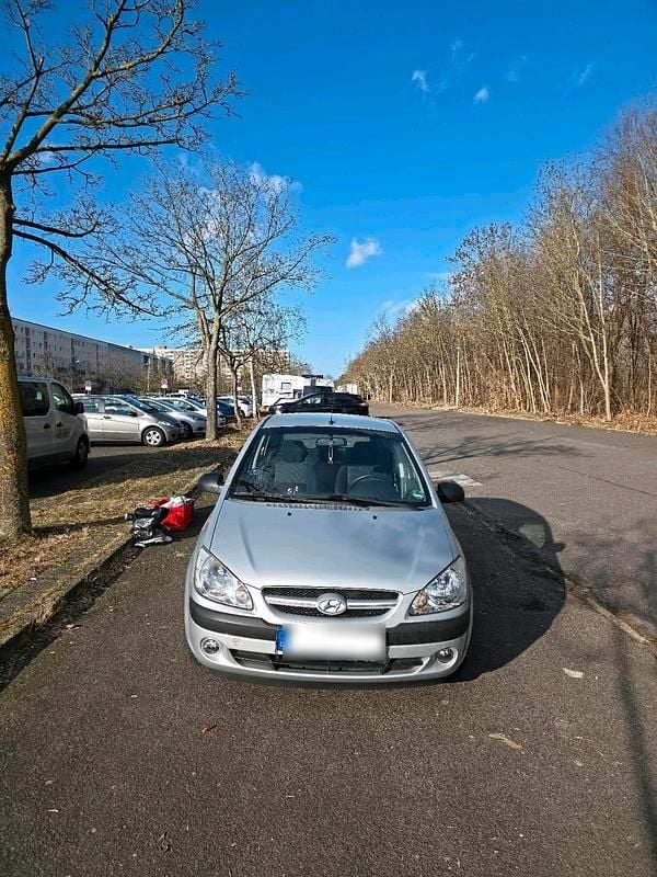 Gebraucht Hyundai Getz 69 PS (50 kW) 2006 Silber Kleinwagen