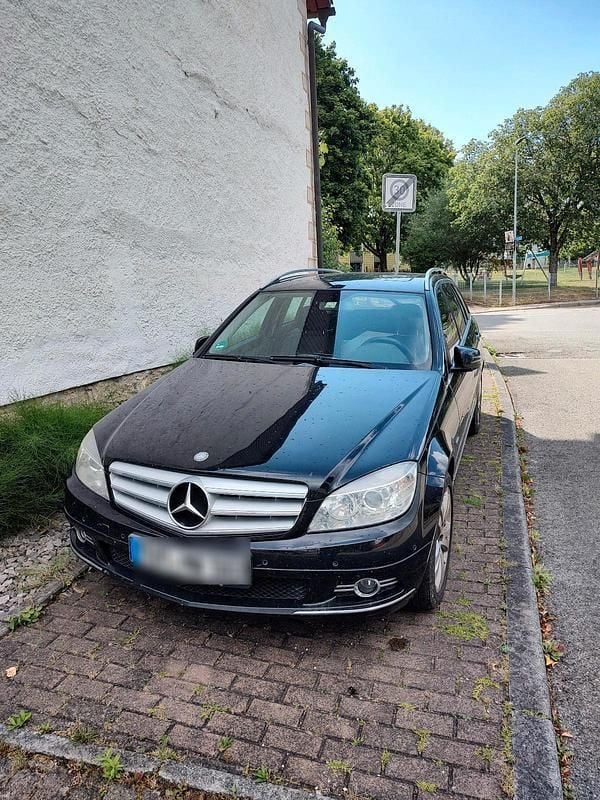 Schwarz Gebraucht 2009 Mercedes C220 Kombi | 3.500 € (Superpreis) - Bild 1/4