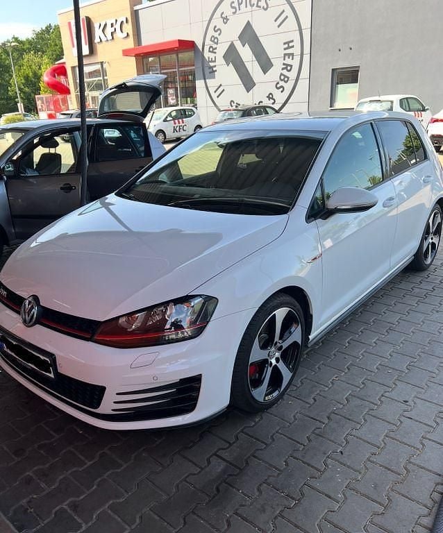 Gebraucht VW Golf VII GTI 220 PS (161 kW) 2016 Weiß Limousine