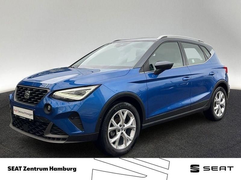 Sapphire blau metallic/magneti Gebraucht 2022 Seat Arona FR SUV | 18.880 € (Fairer Preis) - Bild 1/4