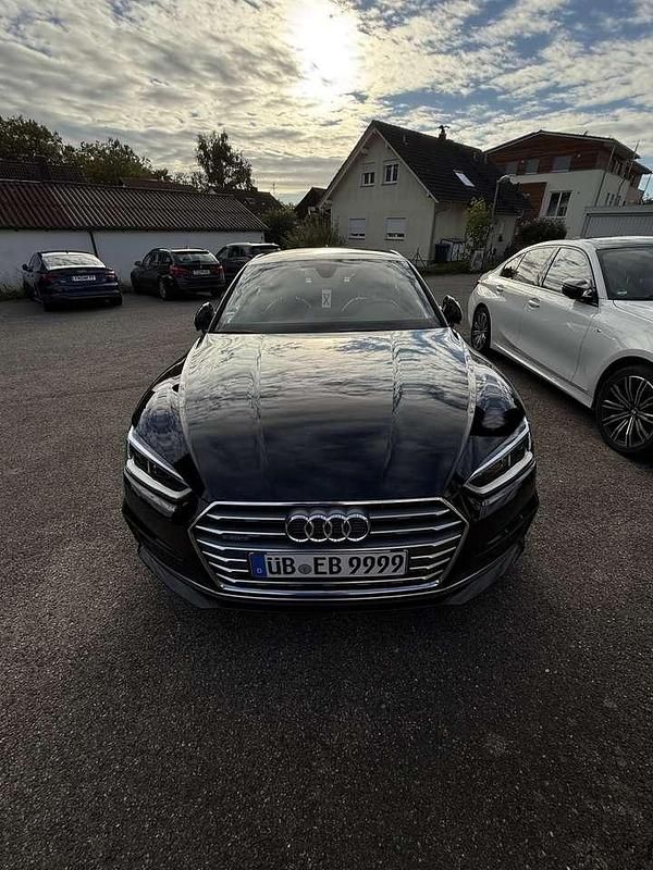 Schwarz Gebraucht 2019 Audi A5 Sport Coupé | 28.000 € (Etwas zu teuer) - Bild 1/4