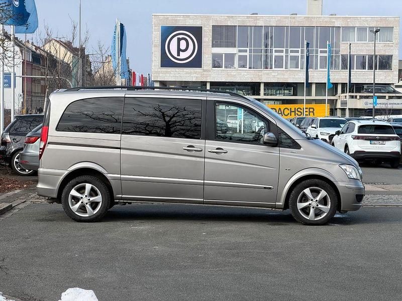 Gebraucht Mercedes Viano Edition 224 PS (164 kW) 2011 Silber Van / Kleinbus