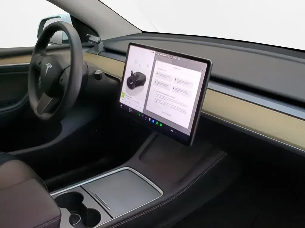 Gebraucht Tesla Model Y 378 kW (514 PS) 2022 Weiß SUV