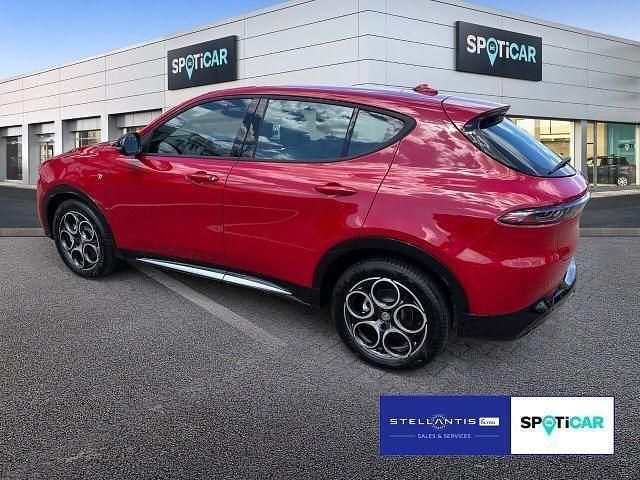 Gebraucht Alfa Romeo Tonale Ti 160 PS (117 kW) 2024 Rot SUV