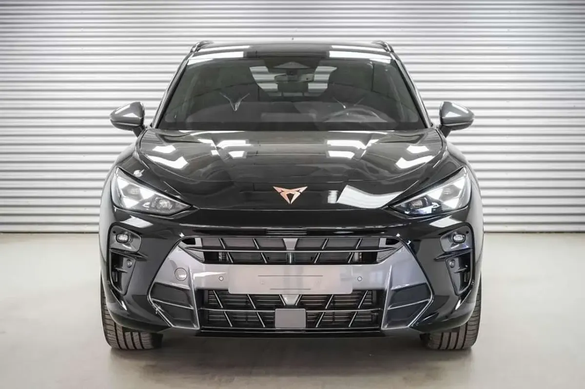 Neu Cupra Terramar 150 PS (110 kW) 2026 Mythosschwarz metalli... SUV