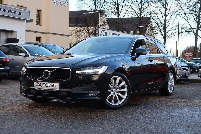 Schwarz Gebraucht 2018 Volvo V90 Momentum Kombi | 18.950 € (Superpreis) - Bild 1/4