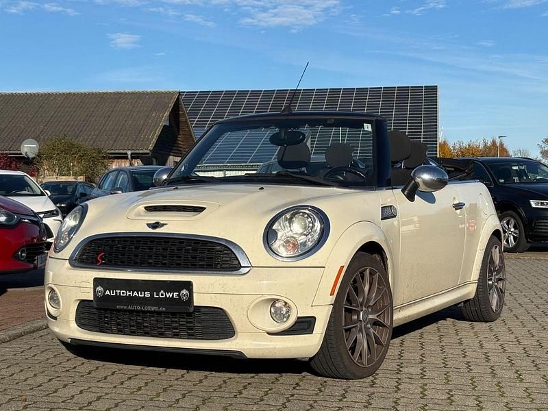 Weiß Gebraucht 2010 Mini Cooper S Coupé Coupé | 8.500 € - Bild 1/4