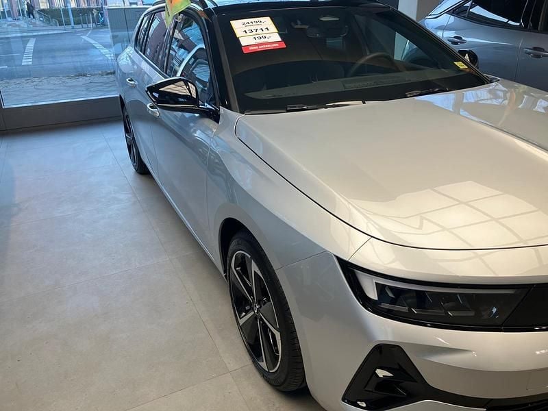 Gebraucht Opel Astra 131 PS (96 kW) 2025 Silber Kombi