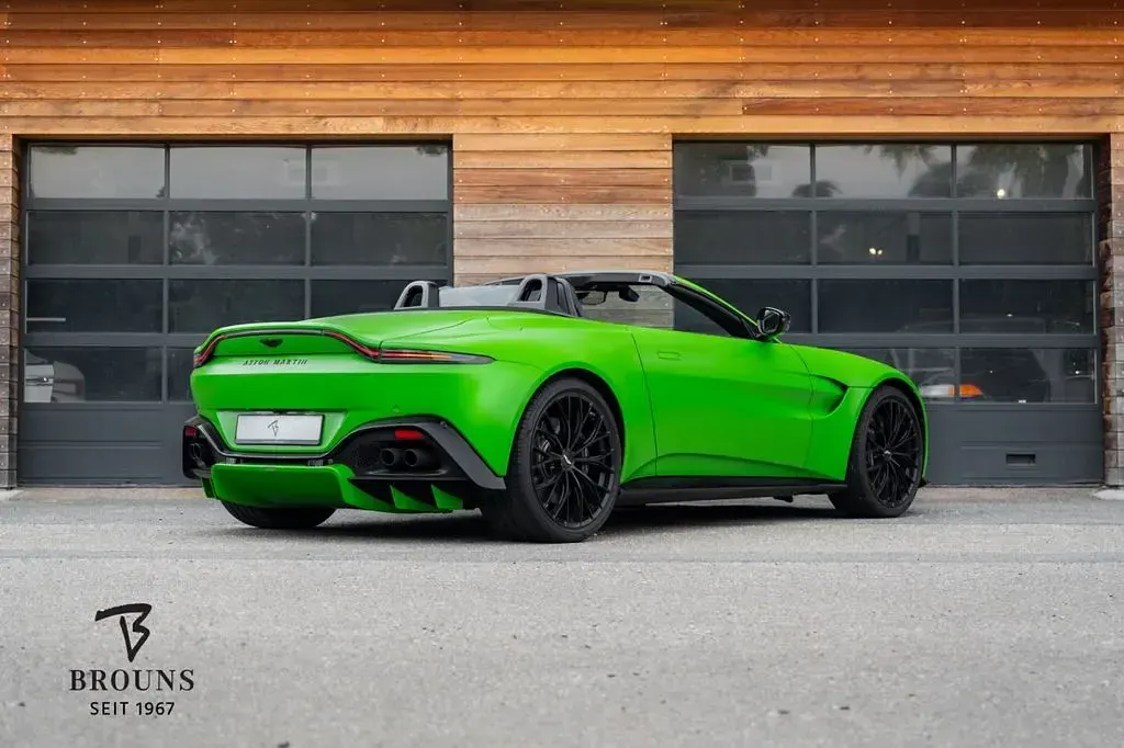 Gebraucht Aston Martin V8 Vantage 510 PS (375 kW) 2022 Grün Cabrio