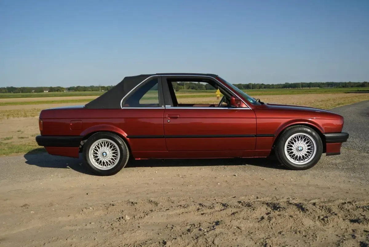 Gebraucht BMW 316 Basis 100 PS (73 kW) 1992 Rot Cabrio