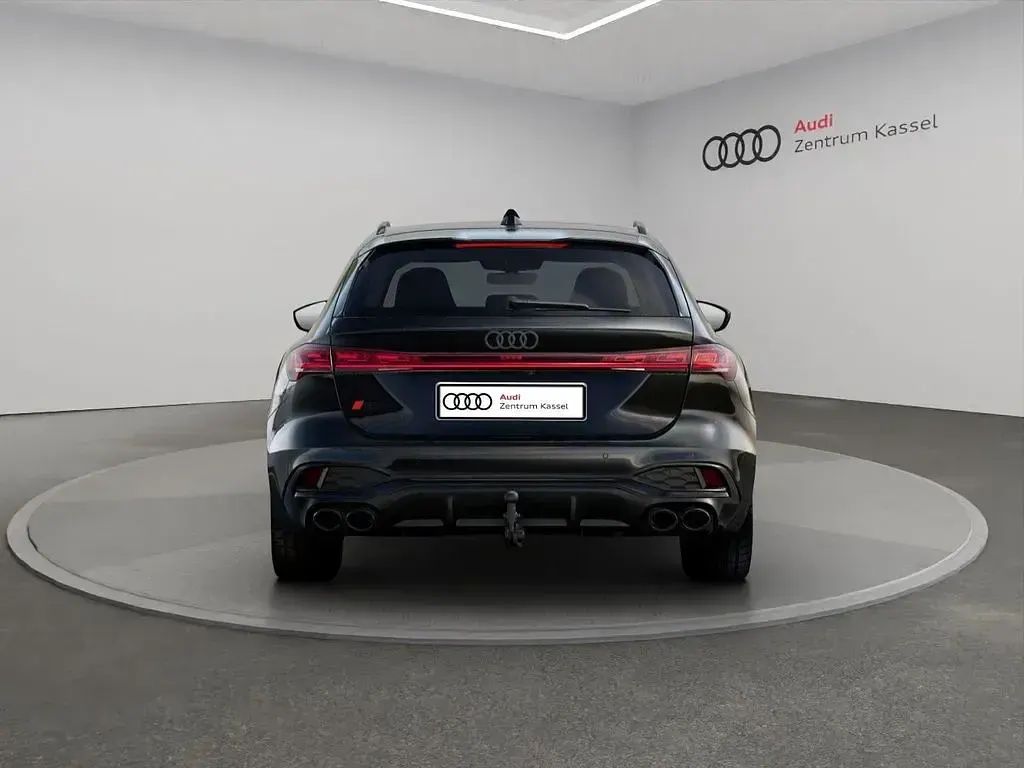 Neu Audi S5 Sport 367 PS (269 kW) 2025 Schwarz Kombi