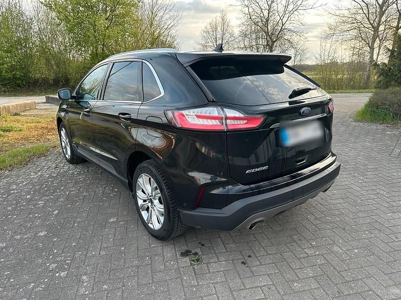 Second-hand Ford Edge Titanium 238 CP (175 kW) 2020 Negru SUV