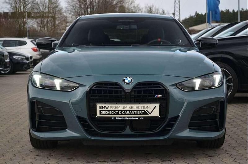 Gebraucht BMW 440 374 PS (275 kW) 2025 Cape york grün metallic Coupé