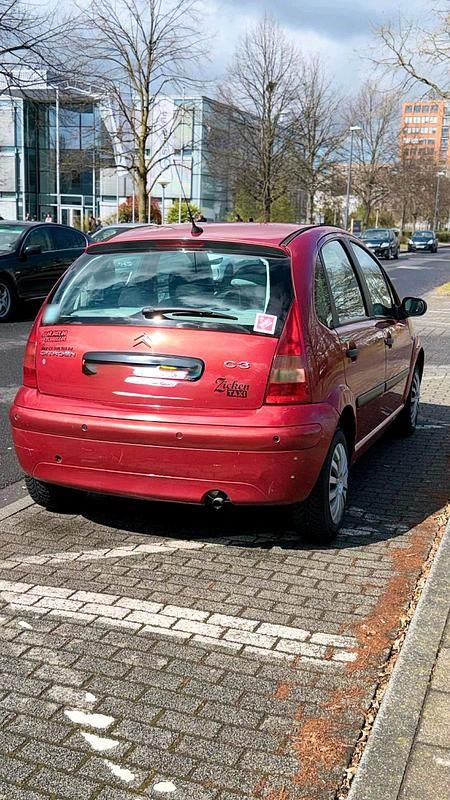 Second-hand Citroën C3 60 CP (44 kW) 2003 Roșu Hatchback