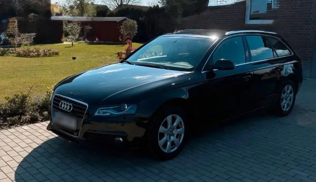 Gebraucht Audi A4 Ambiente 143 PS (105 kW) 2011 Schwarz Kombi
