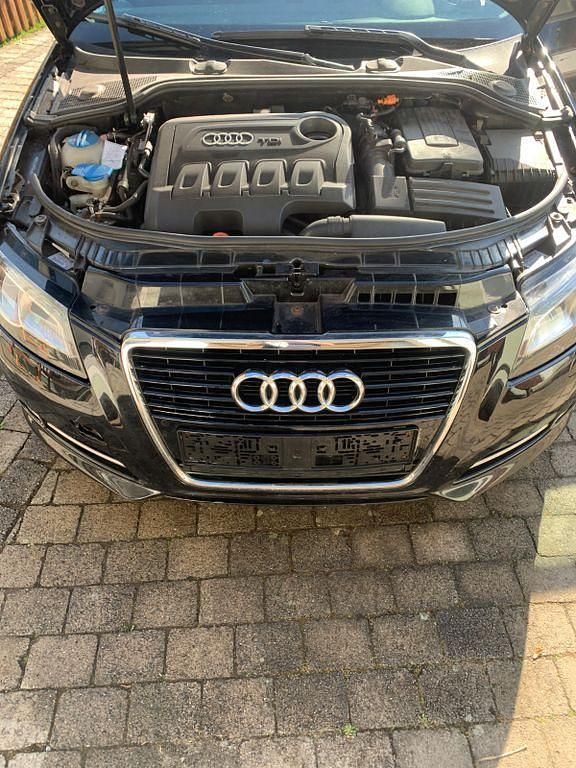 Gebraucht Audi A3 Attraction 140 PS (102 kW) 2011 Schwarz Kleinwagen