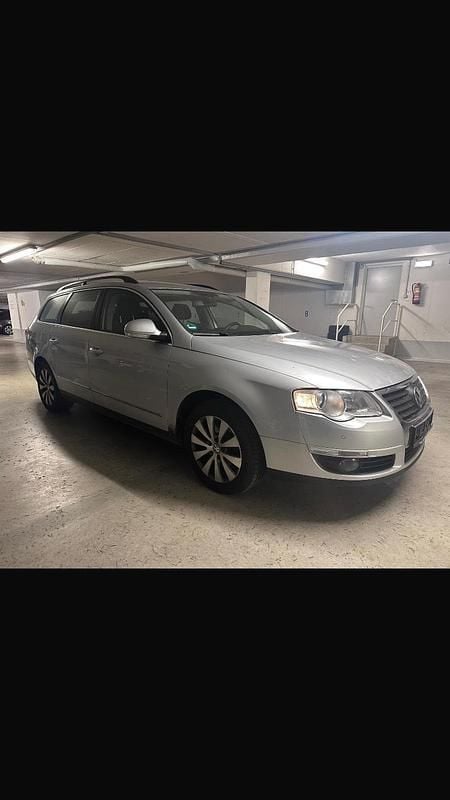 Gebraucht VW Passat 150 PS (110 kW) 2009 Silber Kombi