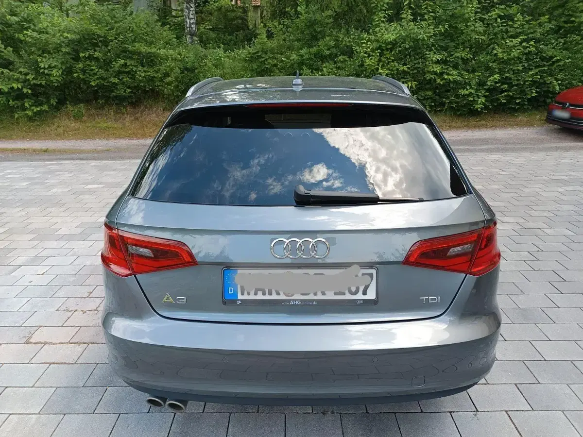 Gebraucht Audi A3 150 PS (110 kW) 2015 Grau Limousine