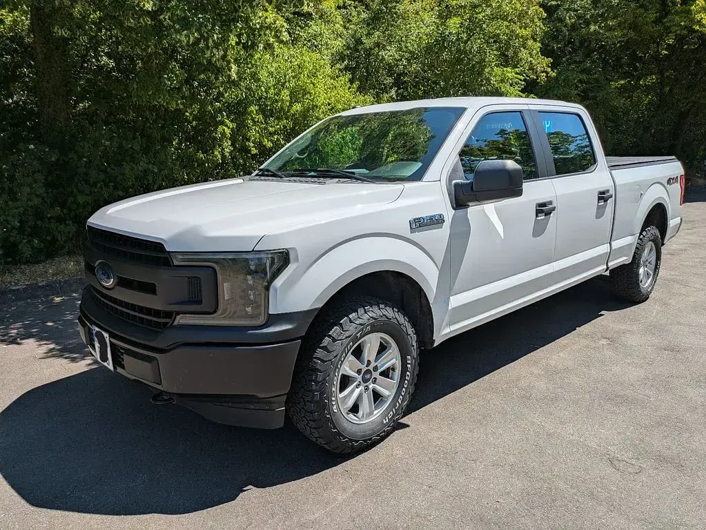 Gebraucht Ford F-150 XL 401 PS (294 kW) 2018 Weiß Pickup