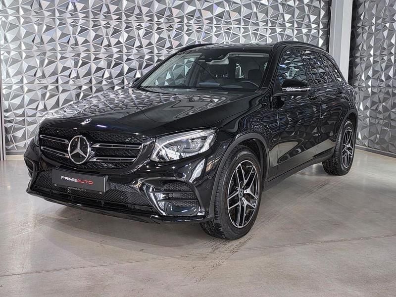Schwarz Gebraucht 2018 Mercedes GLC250 AMG SUV | 29.900 € - Bild 1/4