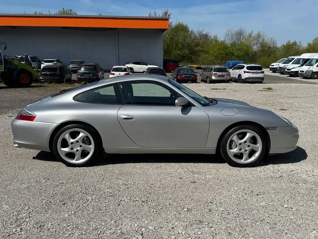 Gebraucht Porsche 911 Carrera 4 320 PS (235 kW) 2001 Silber Coupé