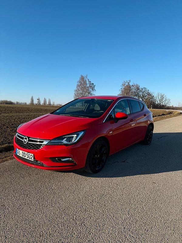 Gebraucht Opel Astra 150 PS (110 kW) 2017 Rot Limousine