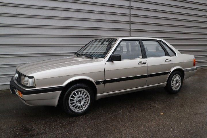 Gebraucht Audi 90 116 PS (85 kW) 1985 Silber Limousine