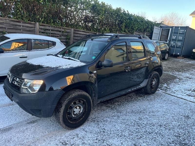 Schwarz Gebraucht 2015 Dacia Duster Ice SUV | 2.890 € (Guter Preis) - Bild 1/4