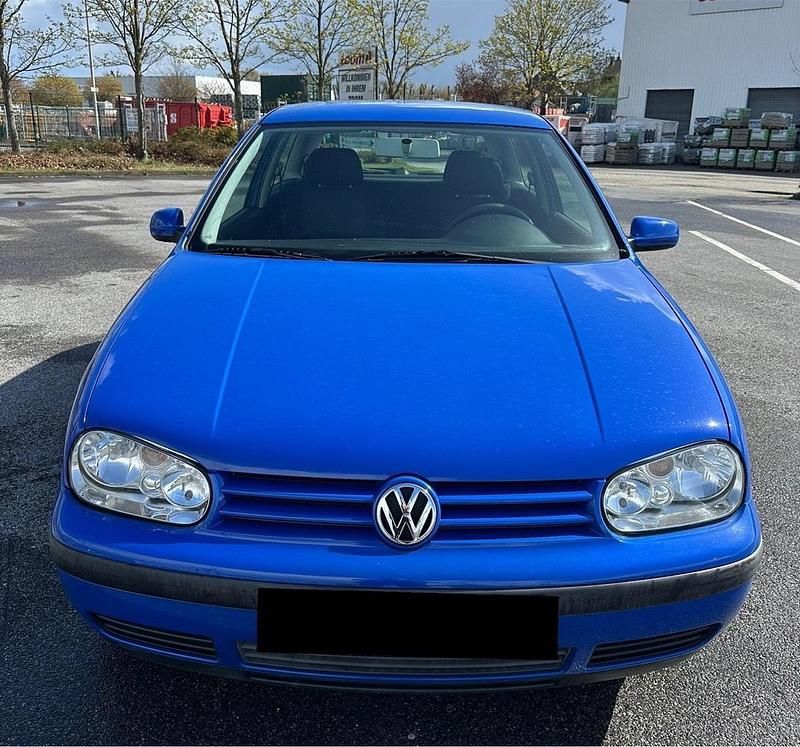 Gebraucht VW Golf IV 75 PS (55 kW) 2001 Blau Limousine