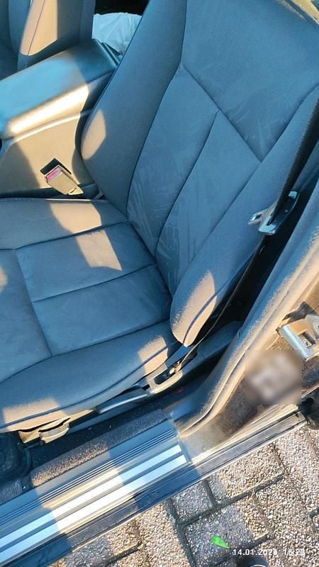 Używany Mercedes E290 129 KM (94 kW) 1998 Andere farben Sedan/Limuzyna