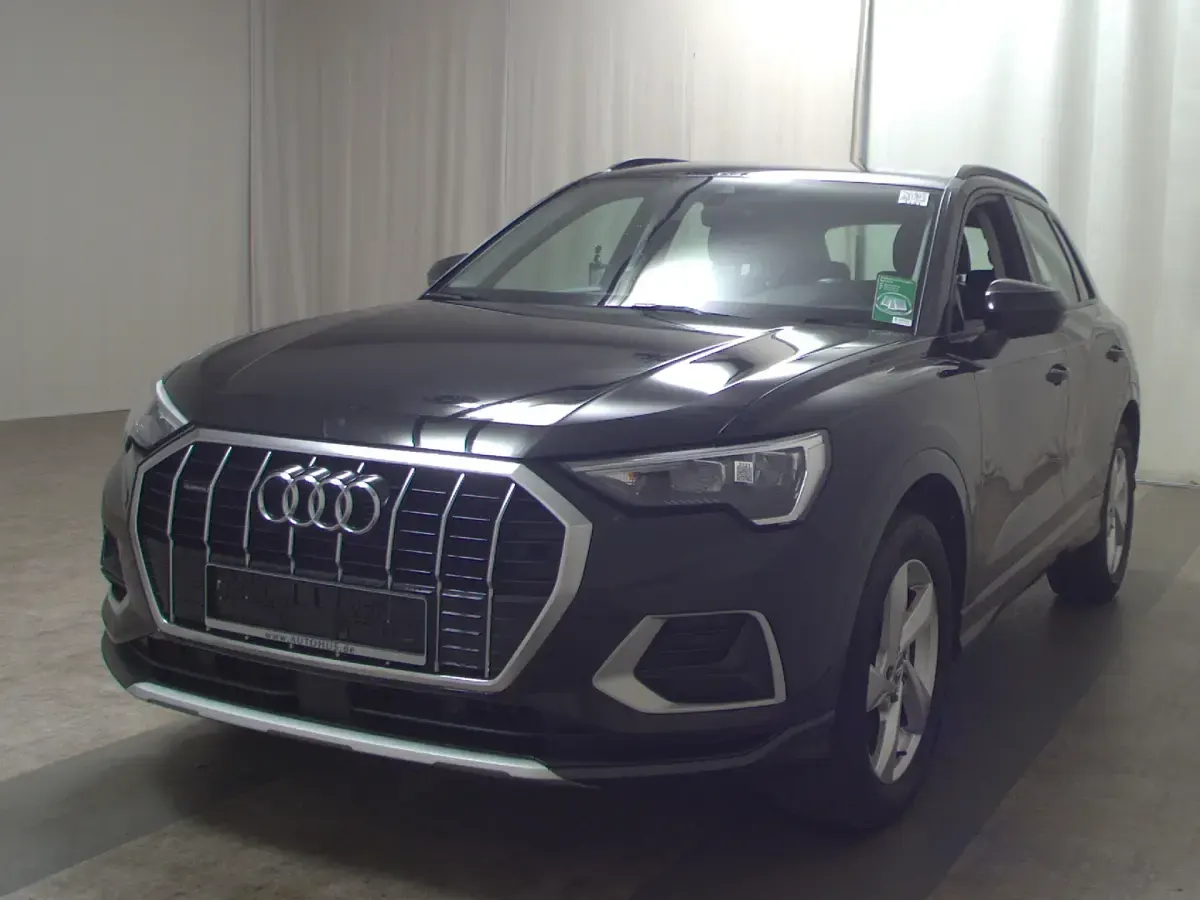Gebraucht Audi Q3 Advanced 190 PS (139 kW) 2020 Schwarz SUV