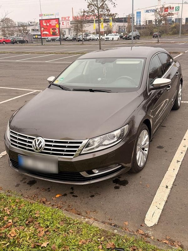 Gebraucht VW Passat 140 PS (102 kW) 2012 Braun Coupé