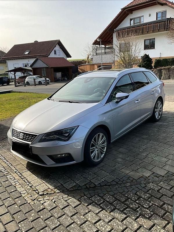 Gebraucht Seat Leon XCELLENCE 150 PS (110 kW) 2020 Silber Kombi